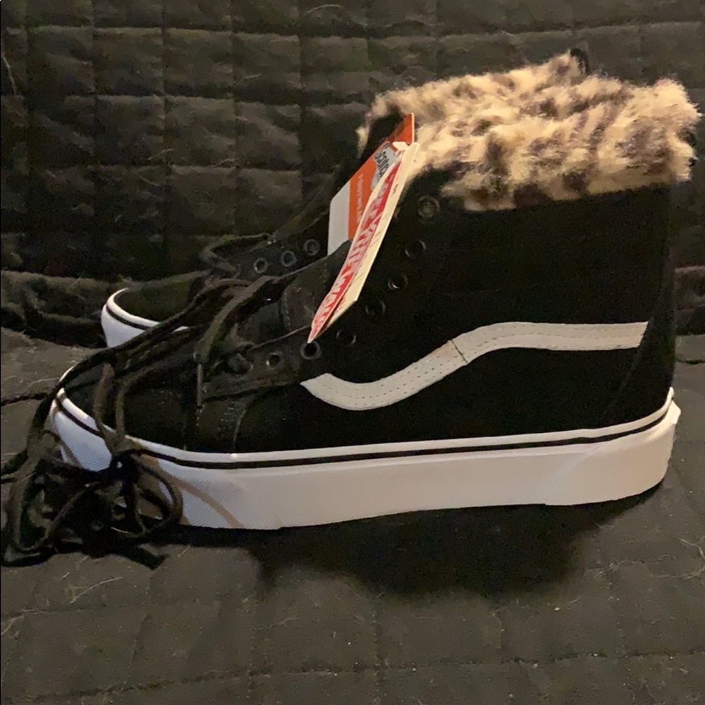 Vans girls 9.5 nwt